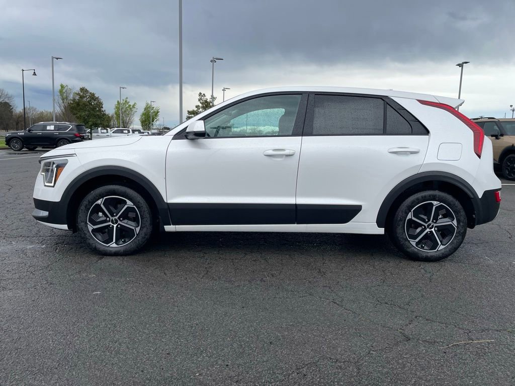 New 2026 Kia Niro LX FWD image 4