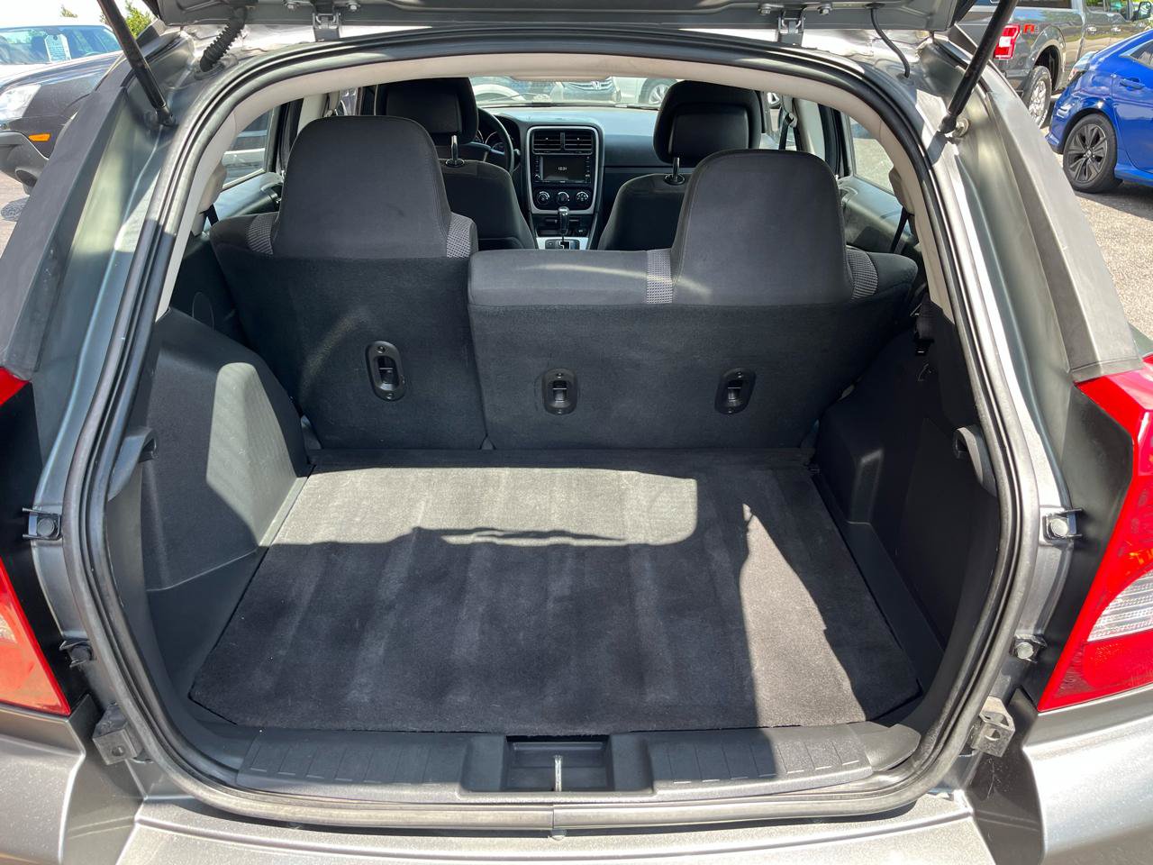 Used 2011 Dodge Caliber Mainstreet FWD image 6
