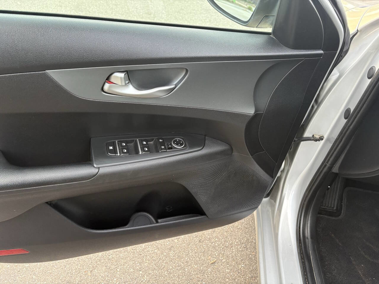 Used 2021 Kia Forte LXS image 30