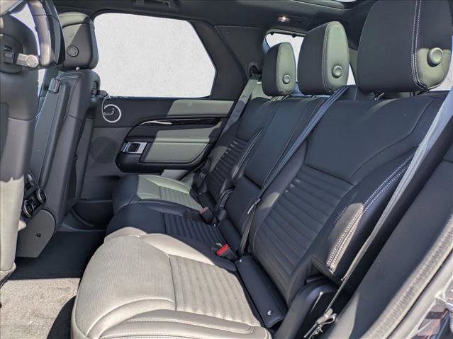 New 2026 Land Rover Discovery S AWD/4WD image 16