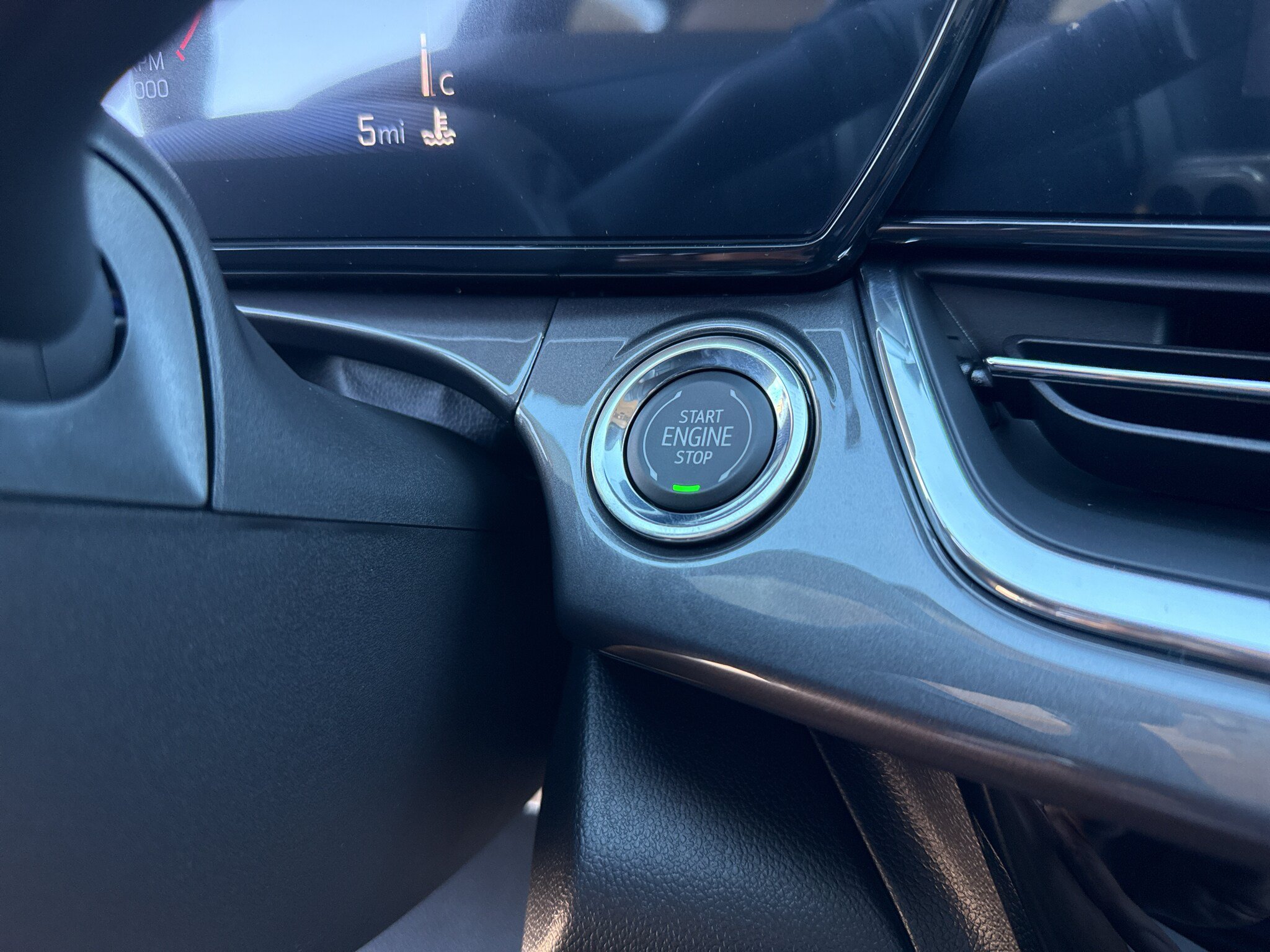 New 2026 Chevrolet Trax ACTIV FWD image 14