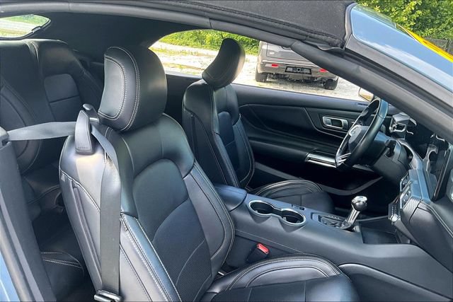 Used 2025 Ford Mustang Premium RWD image 7