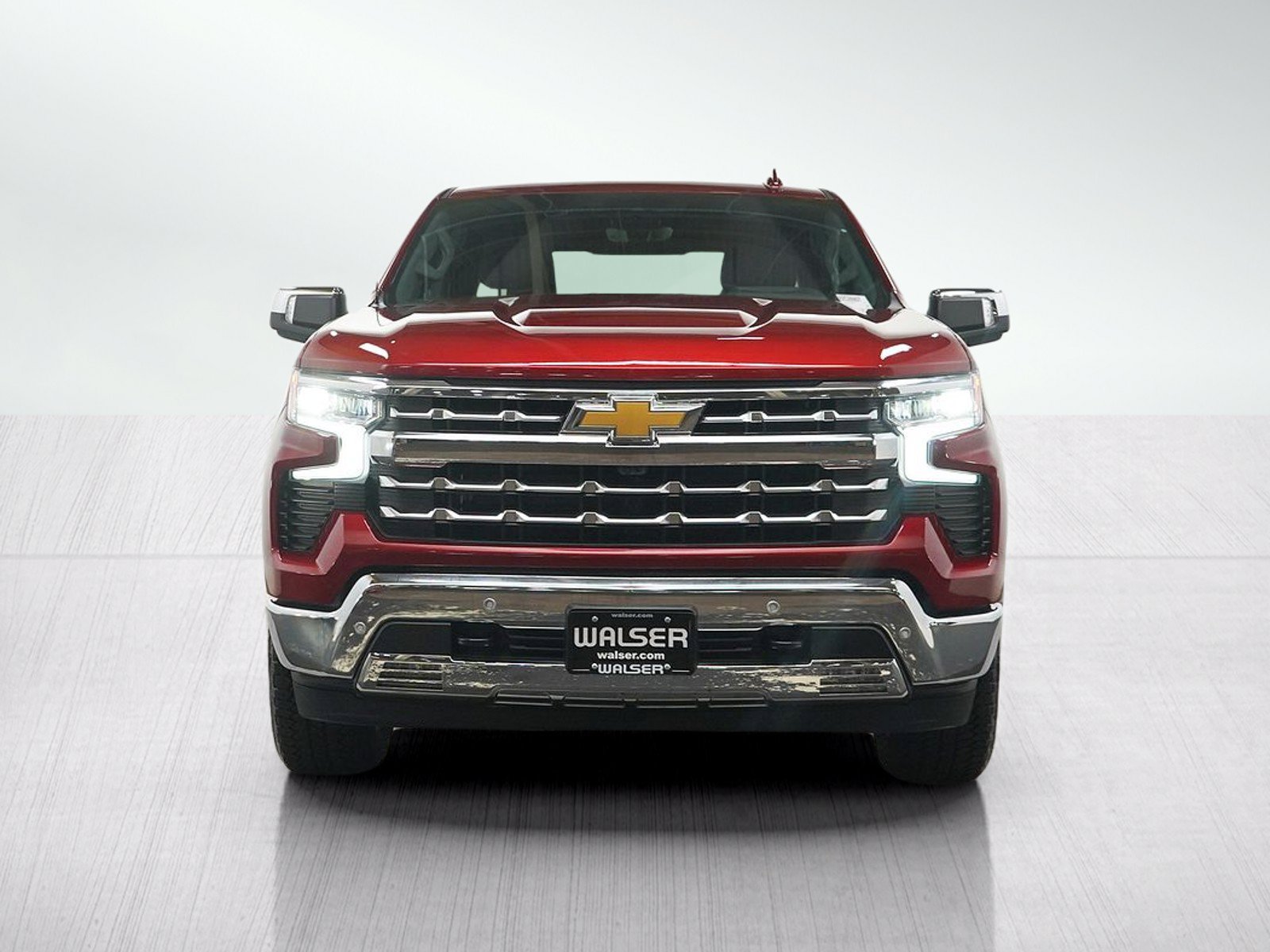 Used 2024 Chevrolet Silverado 1500 LTZ AWD/4WD image 8