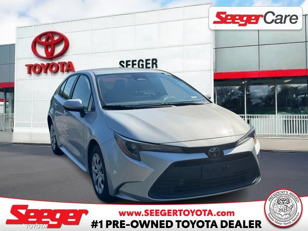 Used 2024 Toyota Corolla LE FWD video 1