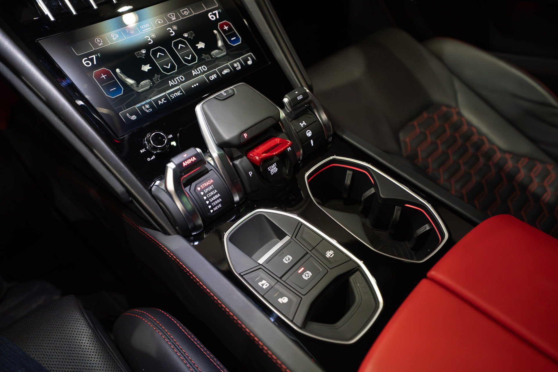 Used 2022 Lamborghini Urus AWD/4WD image 20