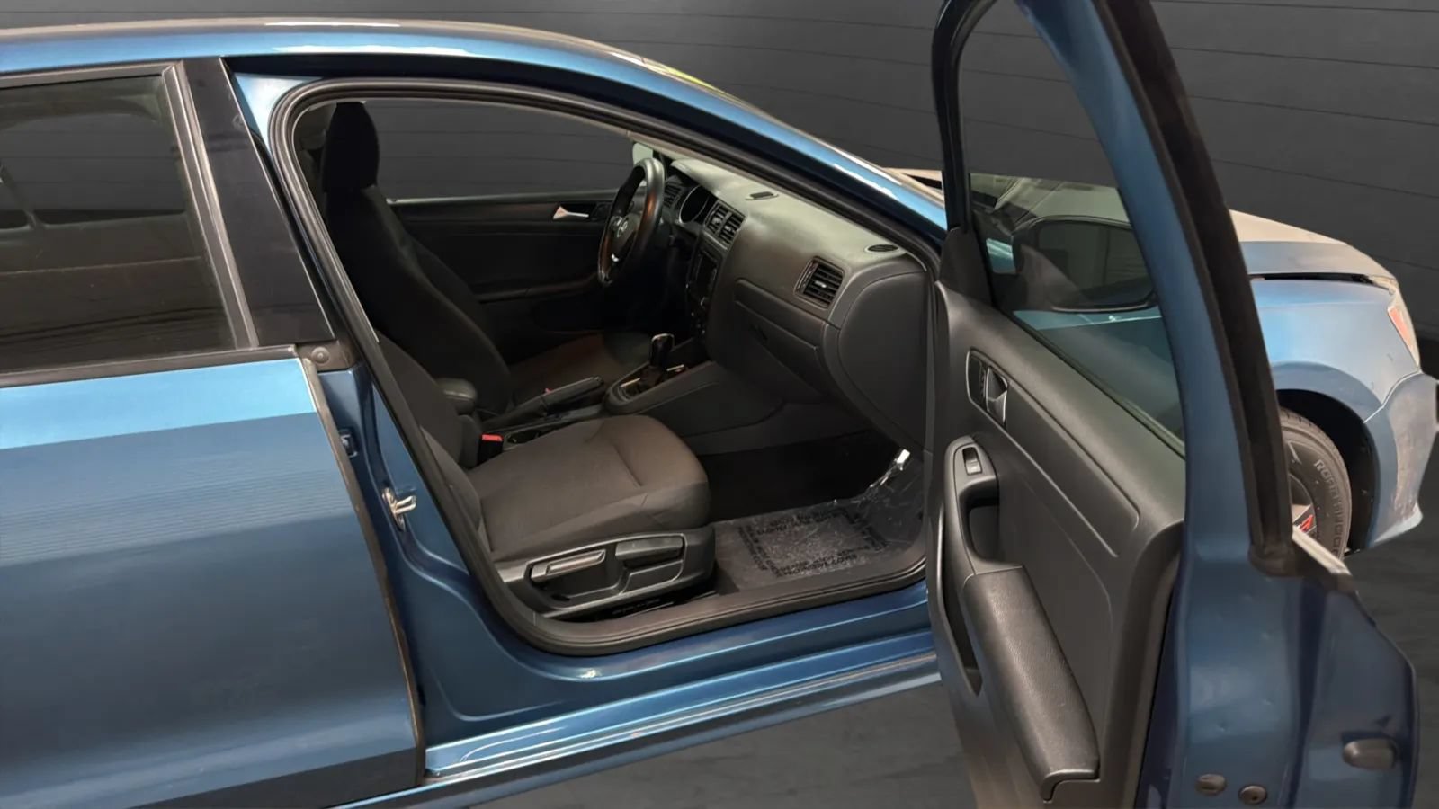 Used 2015 Volkswagen Jetta S FWD image 22