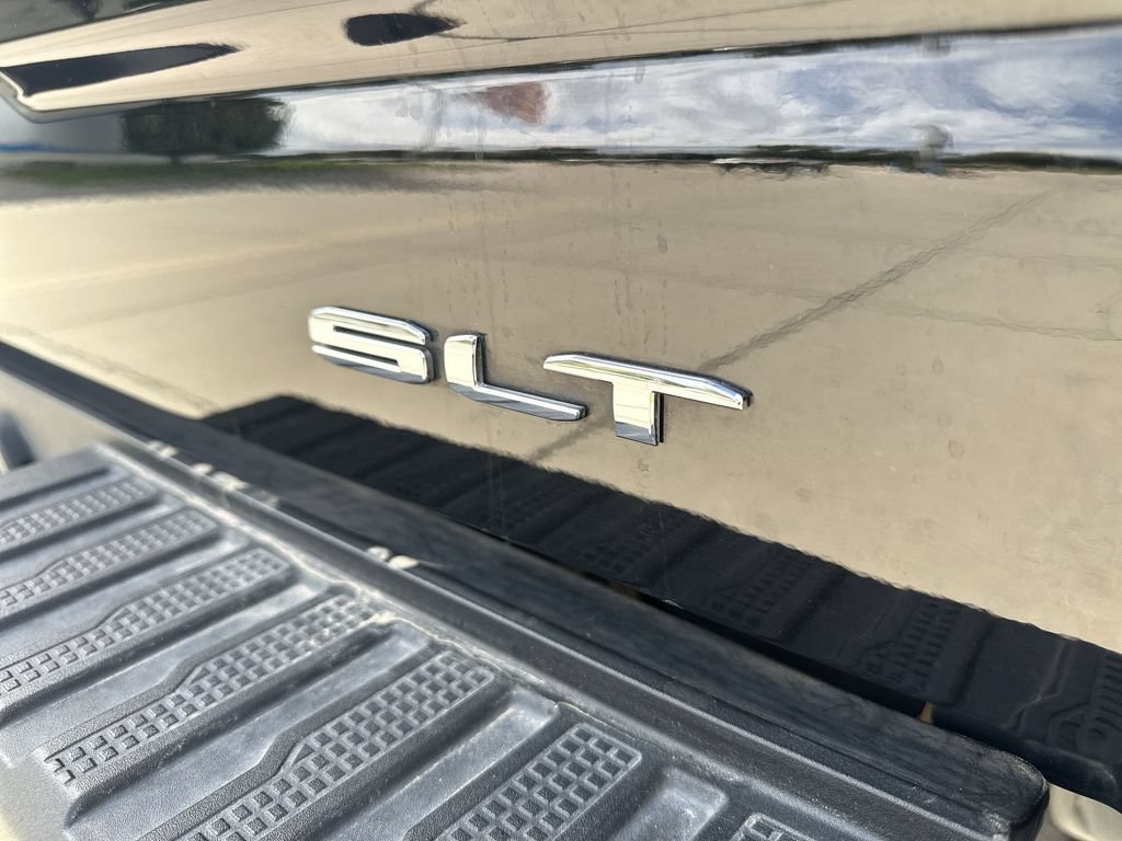 Certified 2025 GMC Sierra 1500 SLT w/ SLT Premium Plus Package AWD/4WD image 32