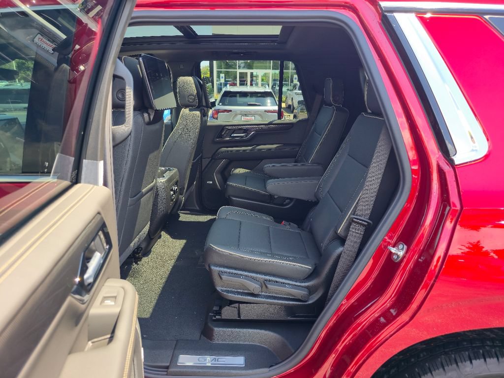 New 2026 GMC Yukon Elevation w/ Elevation Premium Package AWD/4WD image 25
