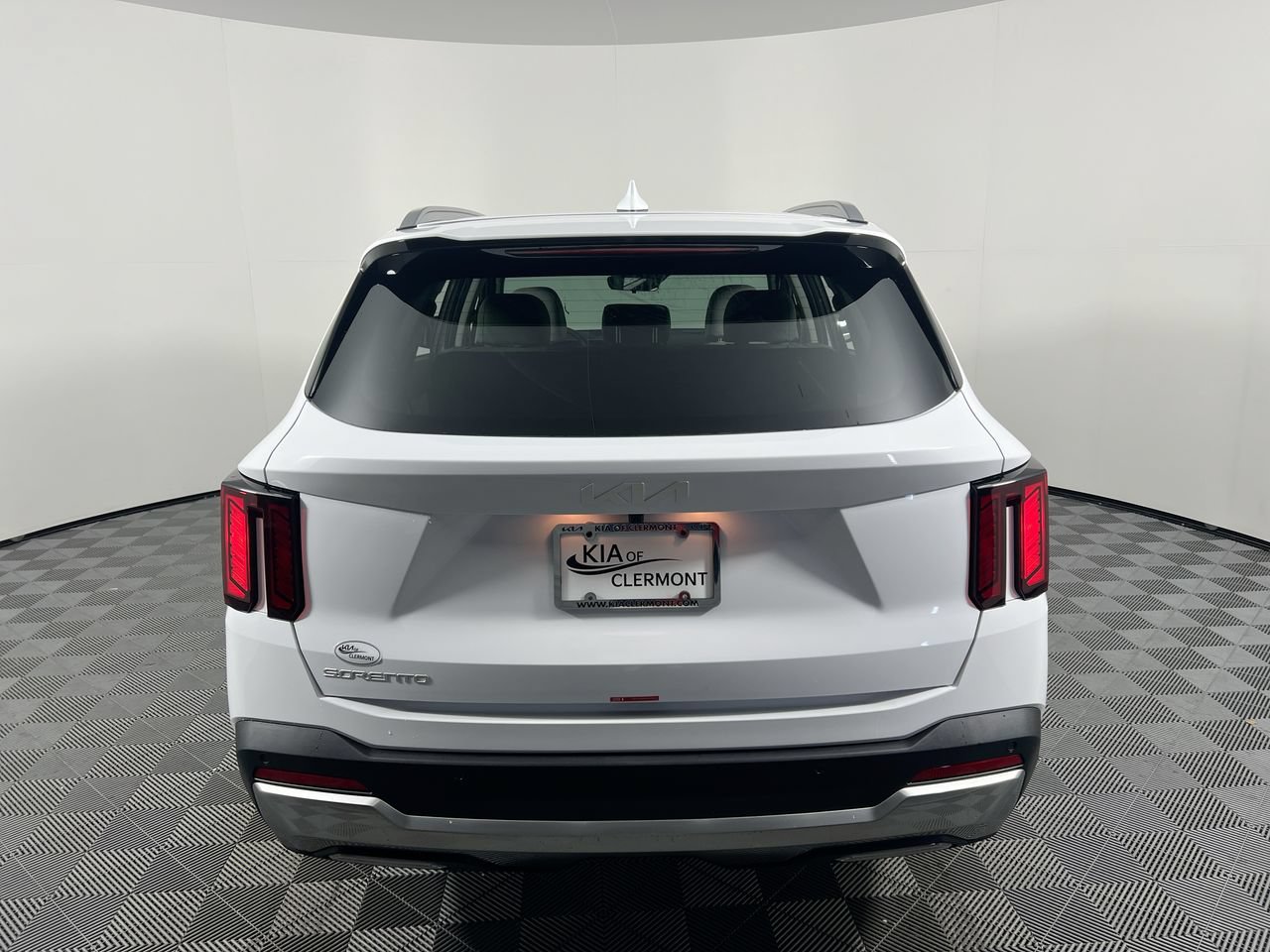 New 2026 Kia Sorento S w/ S Panoramic Sunroof Package FWD image 3