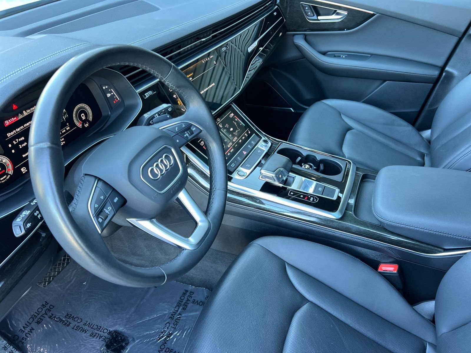 Used 2023 Audi Q7 2.0T Premium Plus w/ Premium Plus Package AWD/4WD image 10