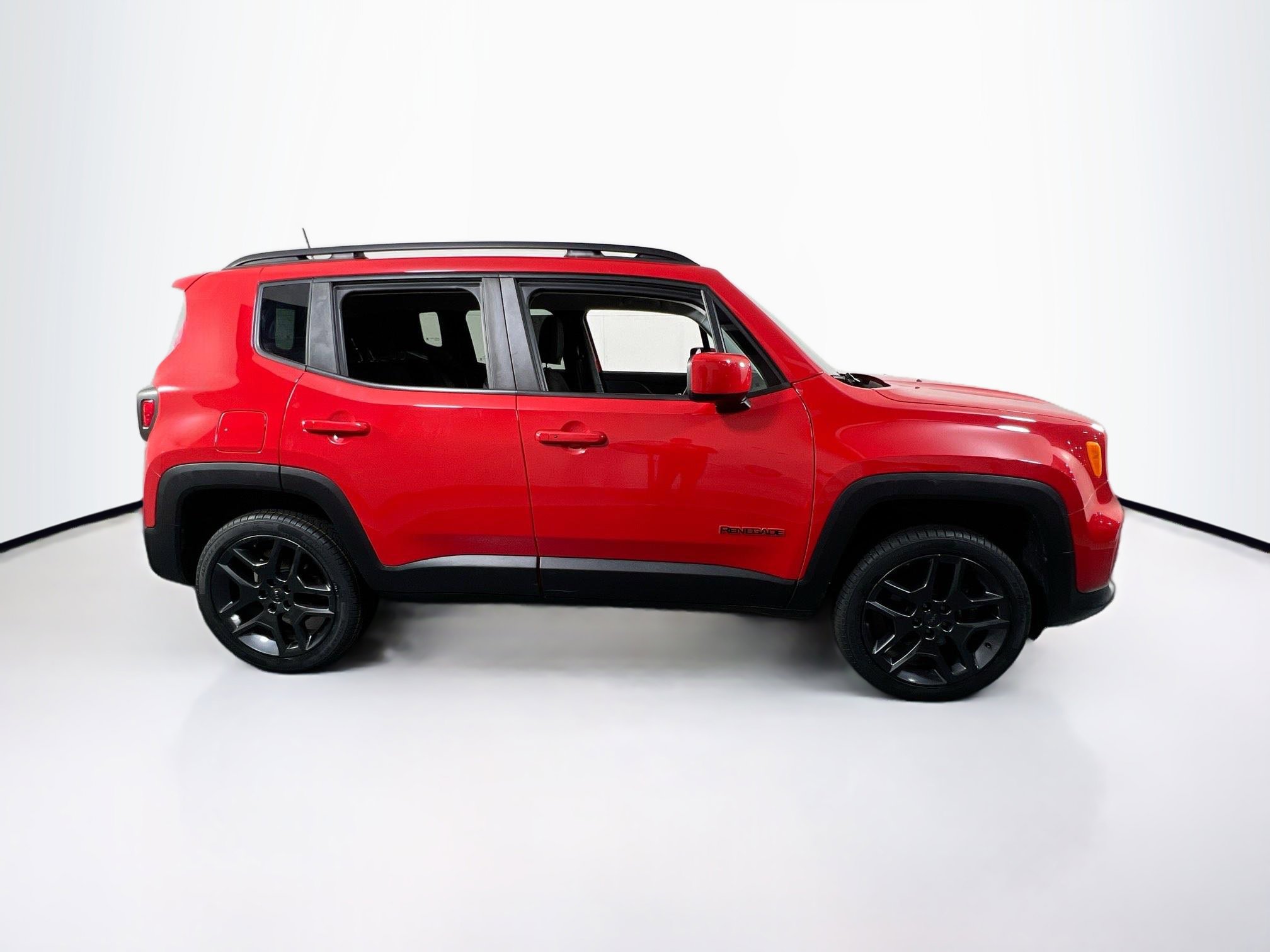Used 2022 Jeep Renegade Latitude w/ Convenience Group AWD/4WD image 4