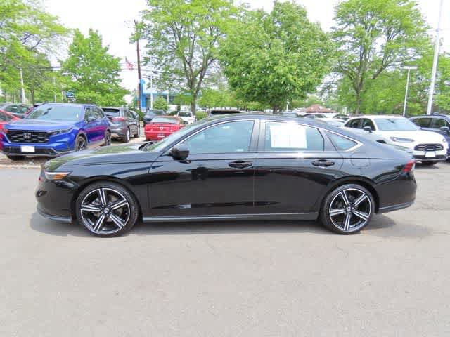 Used 2024 Honda Accord Sport image 3