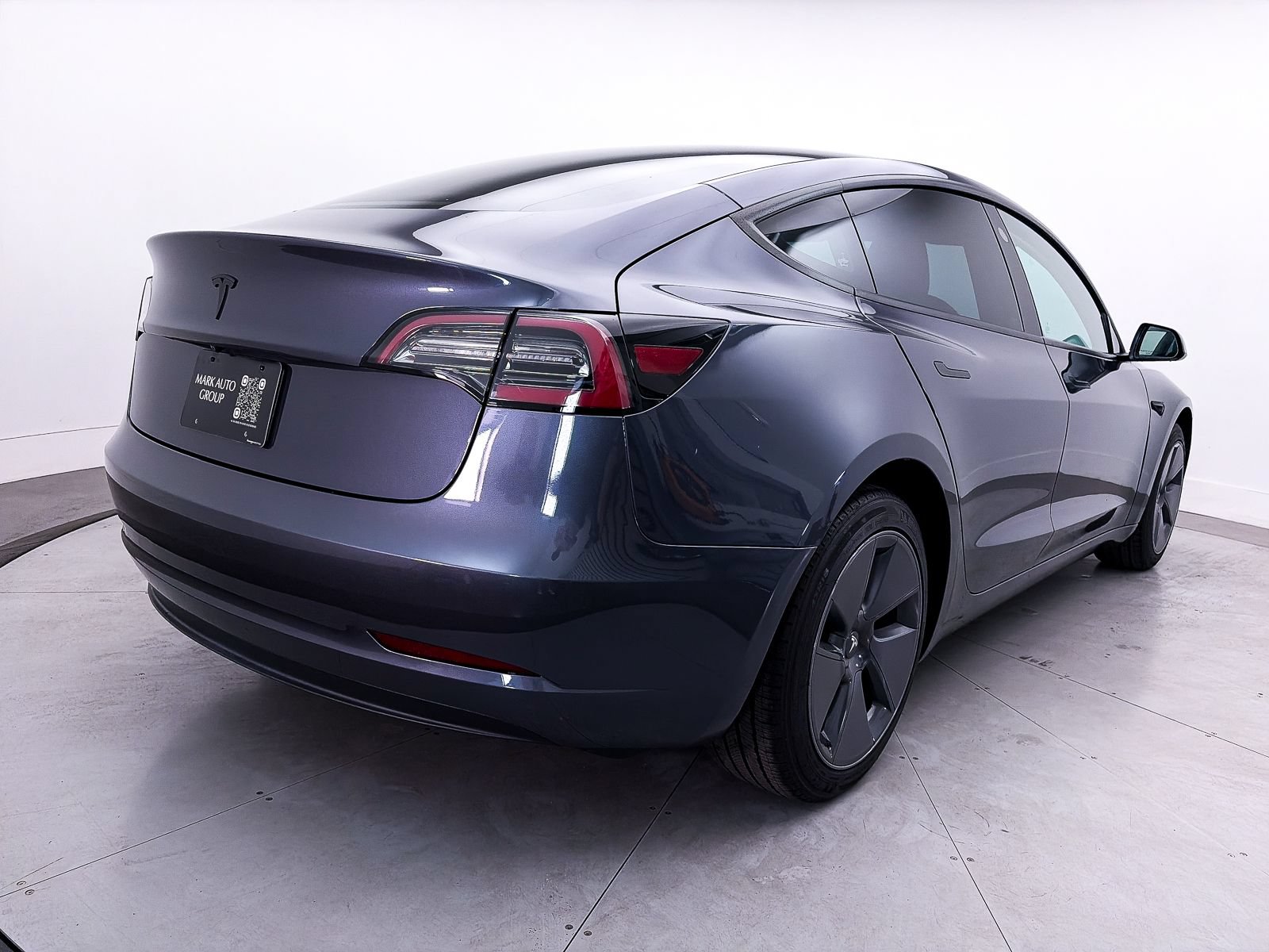Used 2023 Tesla Model 3 Standard Range RWD image 15