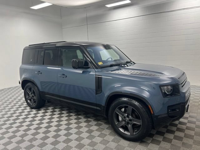 Used 2023 Land Rover Defender 110 X-Dynamic SE AWD/4WD image 4