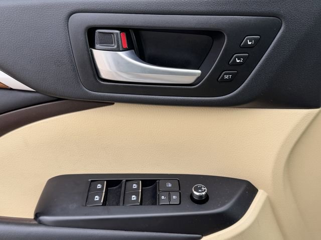 Certified 2018 Toyota Highlander Limited Platinum image 26