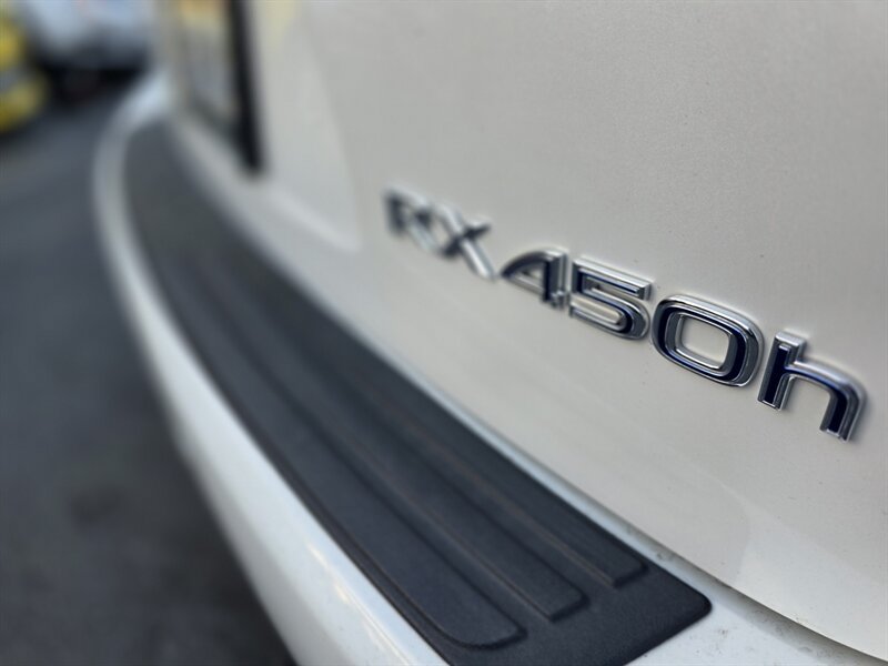 Used 2015 Lexus RX 450h FWD image 12