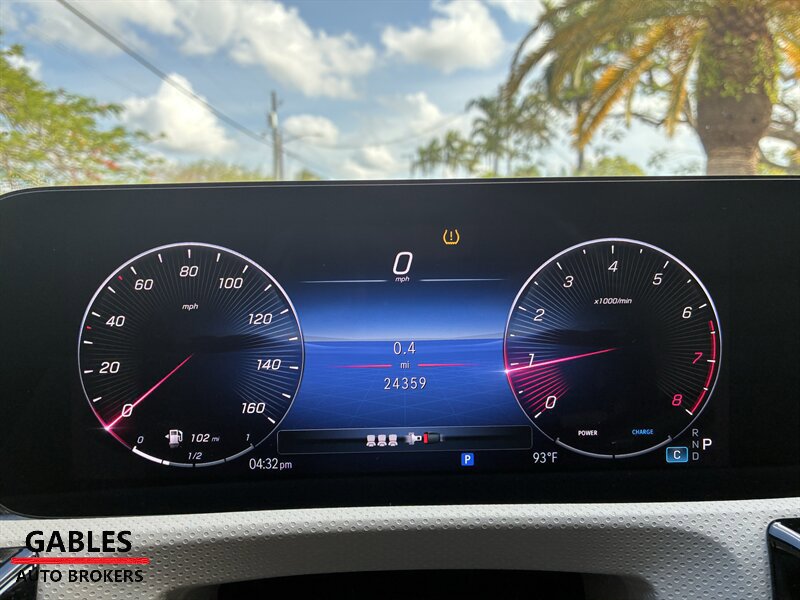 Used 2025 Mercedes-Benz CLA 250 image 16