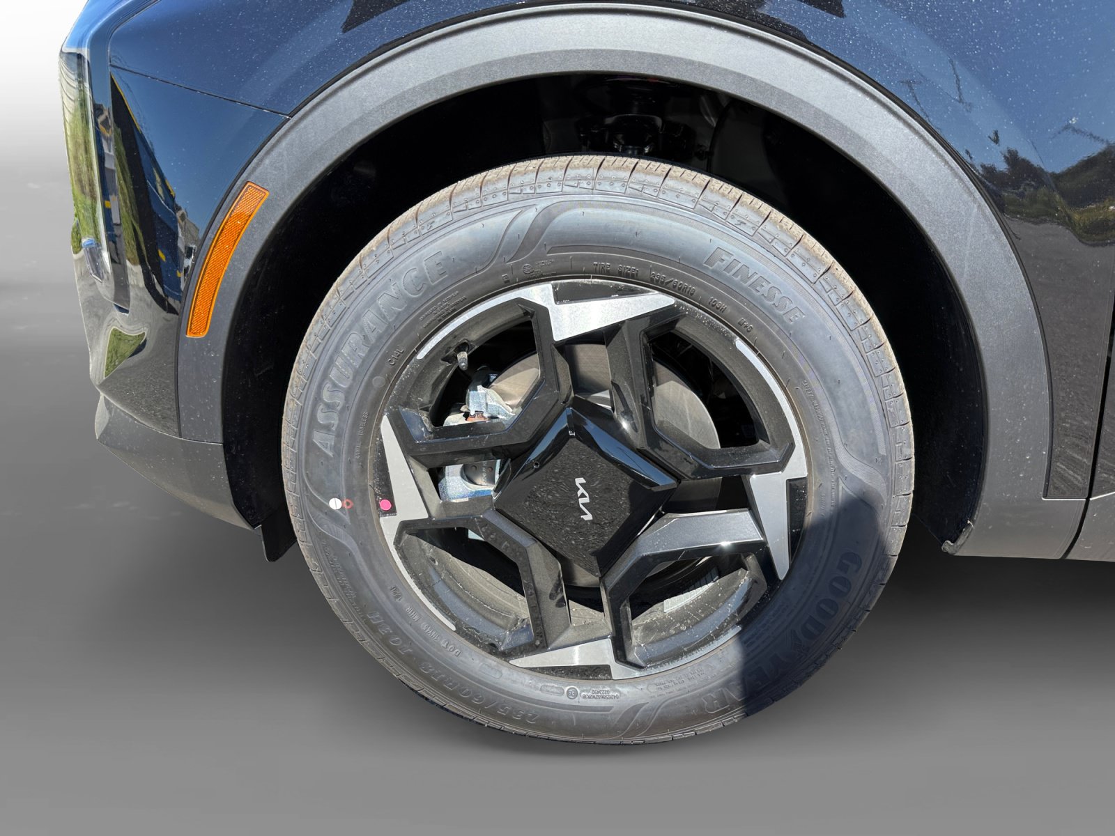 New 2027 Kia Sportage EX FWD image 9
