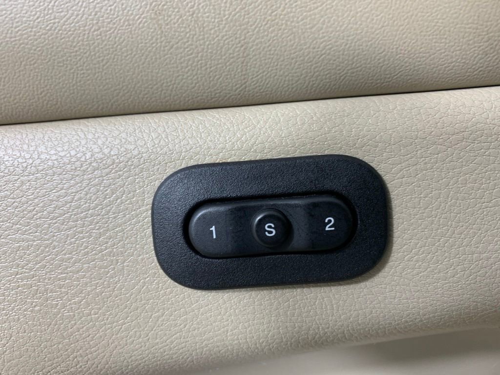 Used 2020 Jeep Grand Cherokee Limited w/ Trailer Tow Group IV AWD/4WD image 17