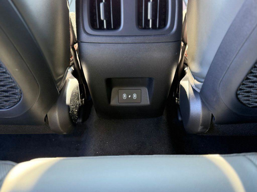 New 2026 Hyundai Santa Cruz Limited image 9