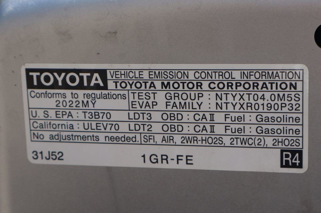 Used 2022 Toyota 4Runner TRD Off-Road Premium w/ Moonroof Package AWD/4WD image 14
