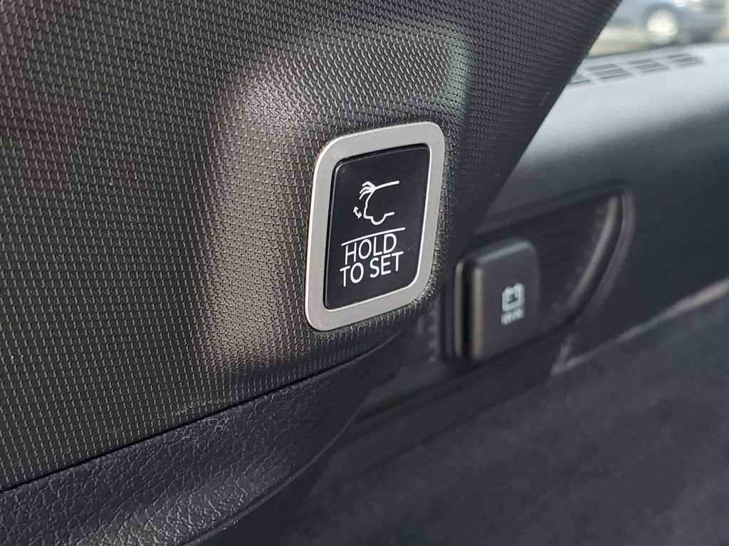 Used 2022 Jeep Grand Cherokee Overland image 10