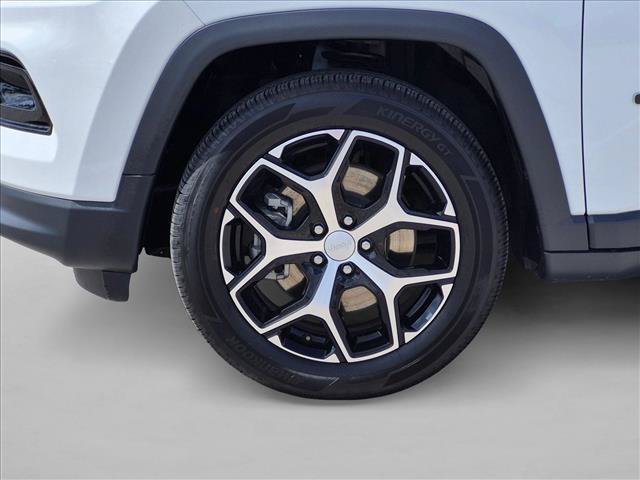 Used 2024 Jeep Compass Limited AWD/4WD image 23