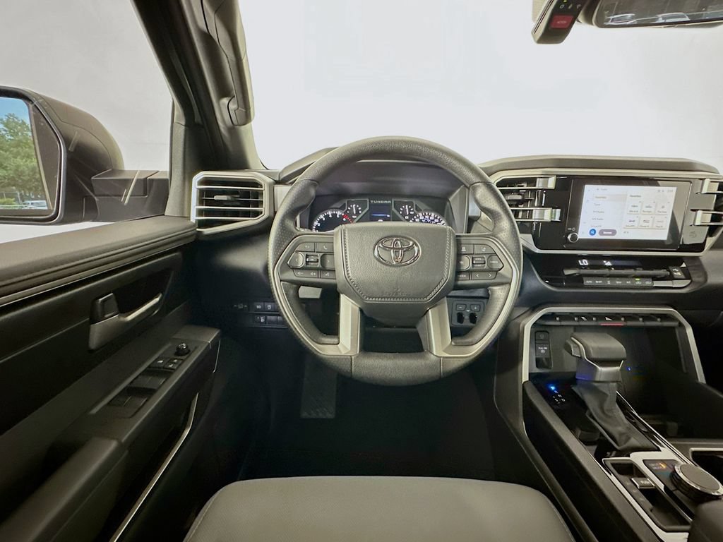 Used 2025 Toyota Tundra SR5 AWD/4WD image 21