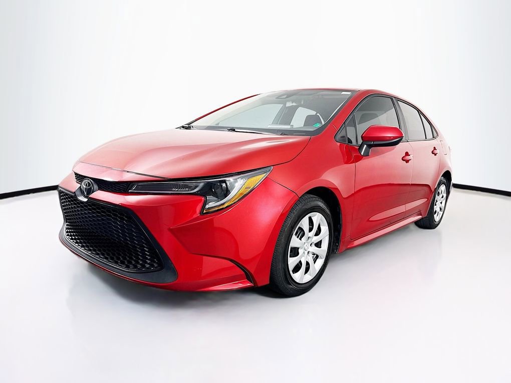 Used 2021 Toyota Corolla LE FWD image 3