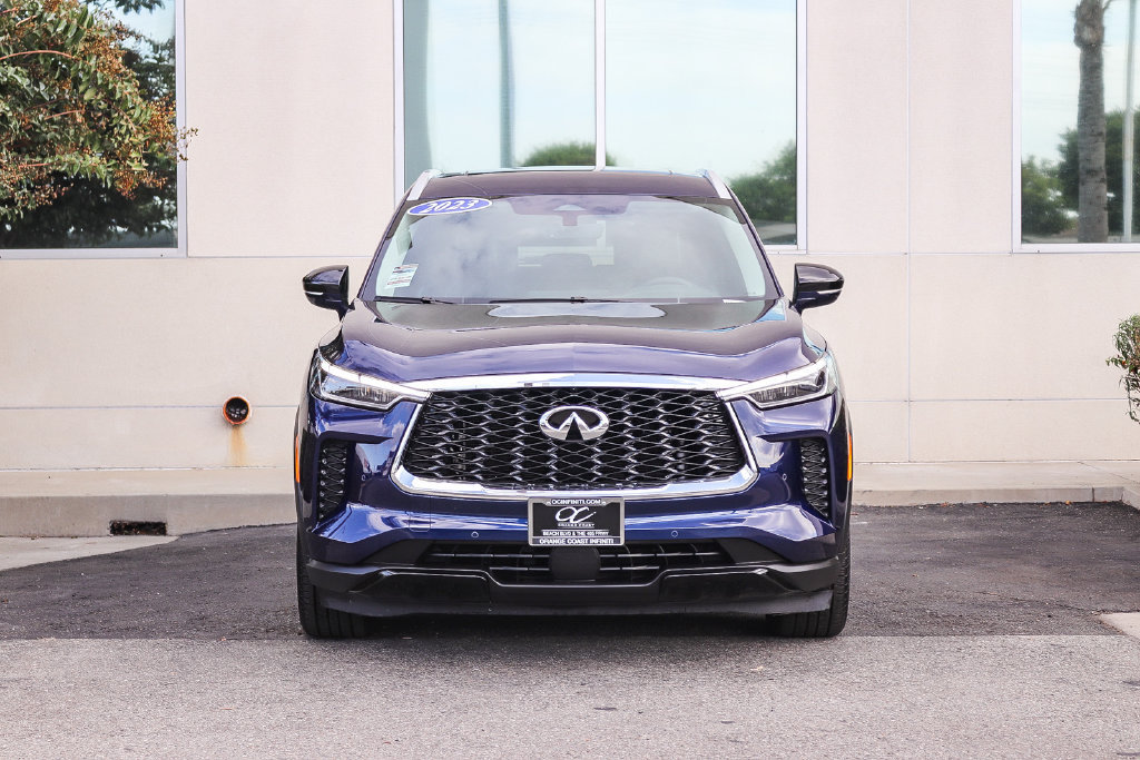 Certified 2023 INFINITI QX60 Luxe w/ Cargo Package FWD image 2
