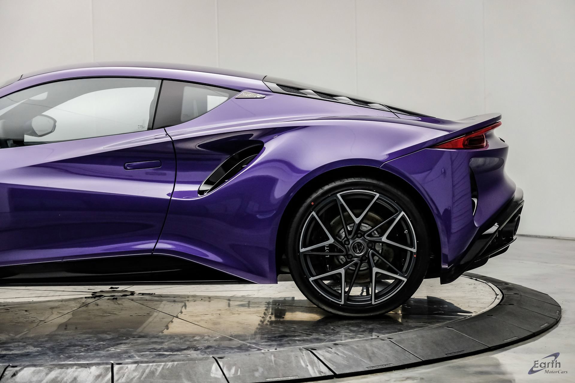 New 2026 Lotus Emira V6 SE RWD image 11