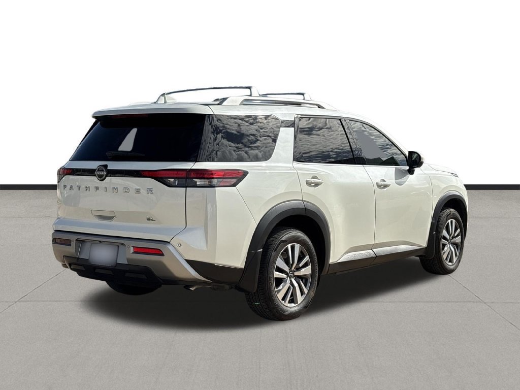 Used 2023 Nissan Pathfinder SL FWD image 5