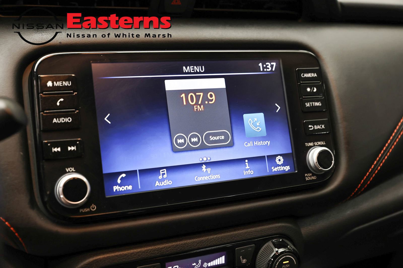 Used 2023 Nissan Kicks SR w/ SR Premium Package FWD image 19