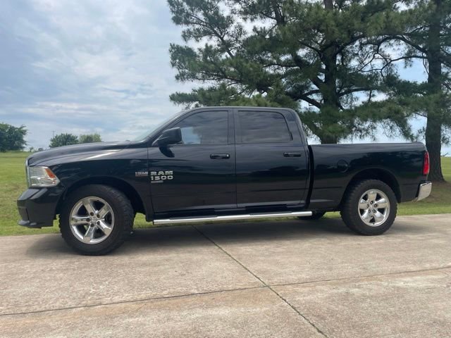 Used 2021 RAM 1500 Classic SLT RWD image 3
