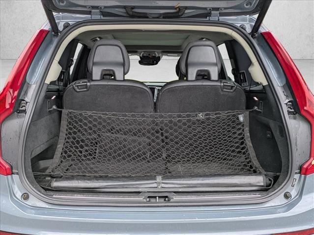 Used 2020 Volvo XC90 T6 Momentum image 6