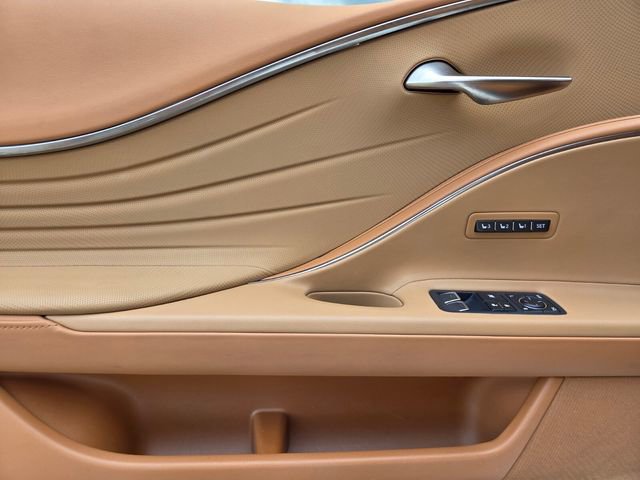 Used 2022 Lexus LC 500 Convertible w/ Touring Package RWD image 12