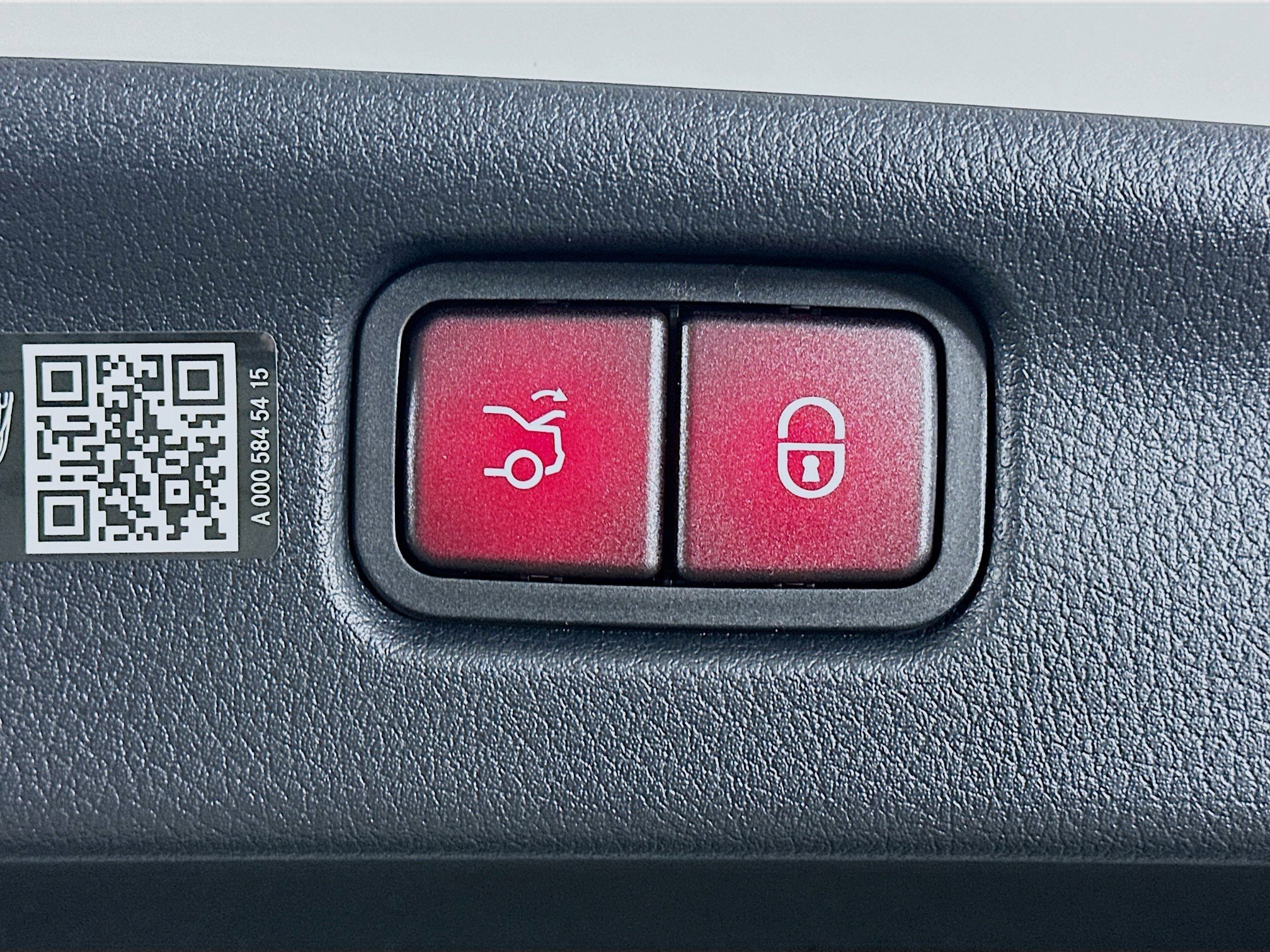 Used 2026 Mercedes-Benz C 300 4MATIC Sedan image 35