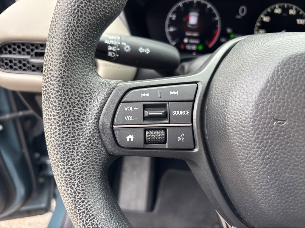 Used 2024 Honda HR-V LX image 30