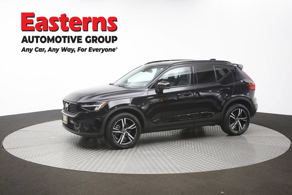 Used 2024 Volvo XC40 B5 Core AWD/4WD image 58
