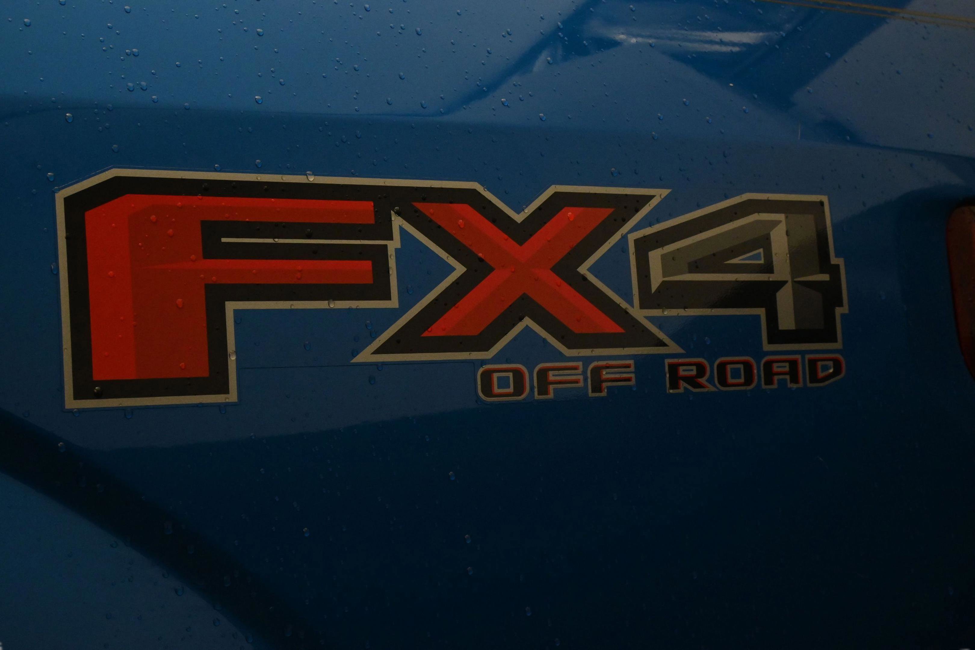 Used 2019 Ford F150 Lariat w/ Equipment Group 502A Luxury AWD/4WD image 11