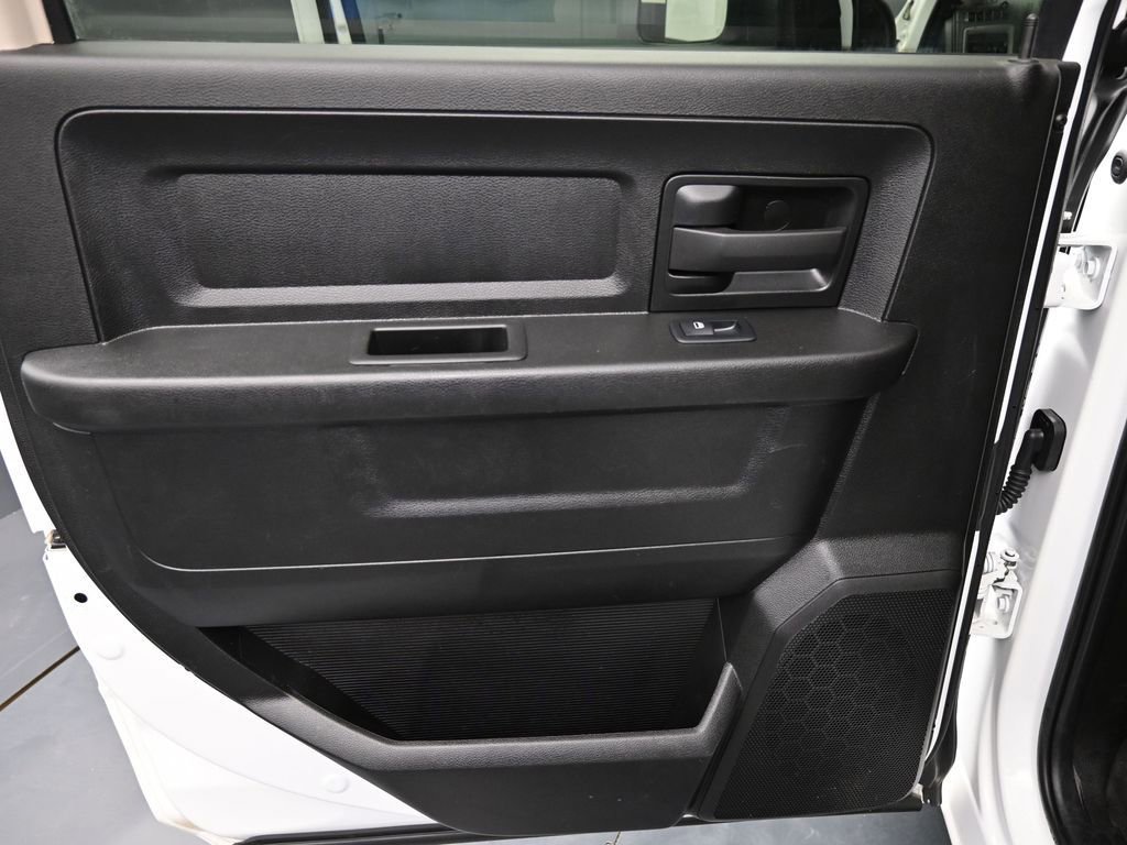 Used 2022 RAM 1500 Tradesman w/ Chrome Appearance Group AWD/4WD image 21