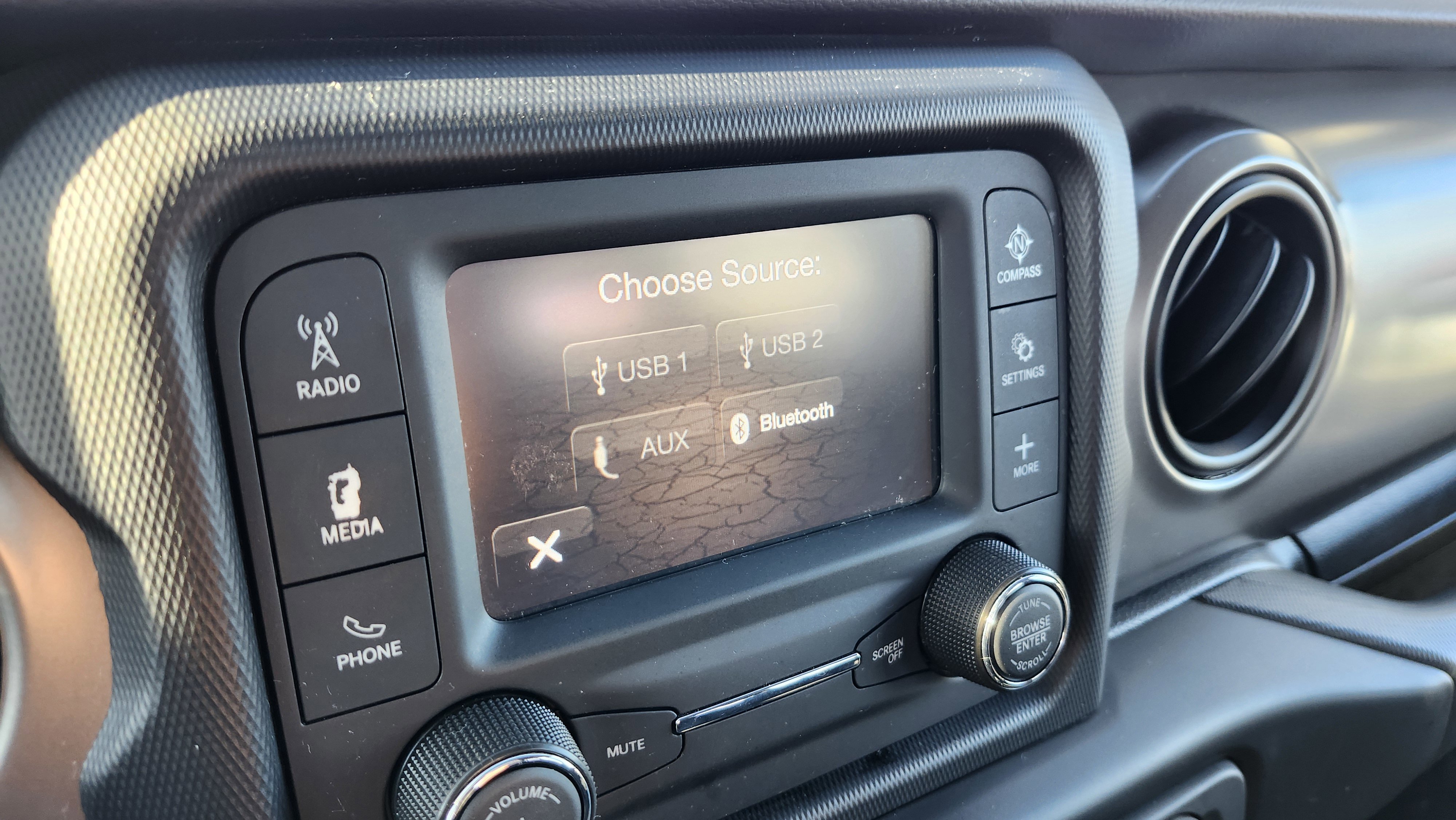 Used 2020 Jeep Wrangler Unlimited Sport image 6