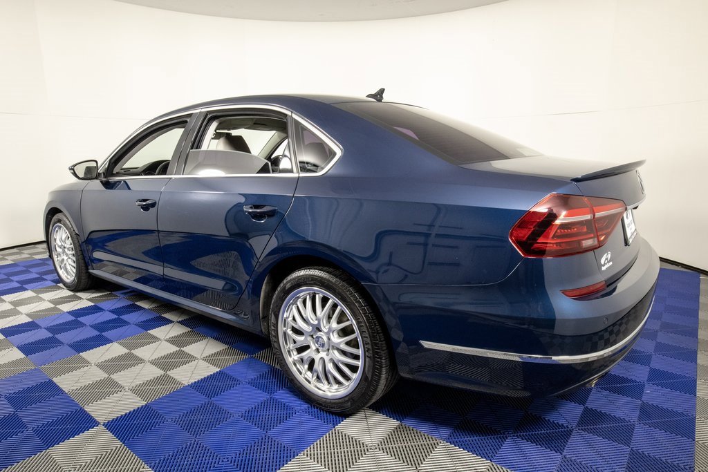 Used 2018 Volkswagen Passat 2.0T SE image 7