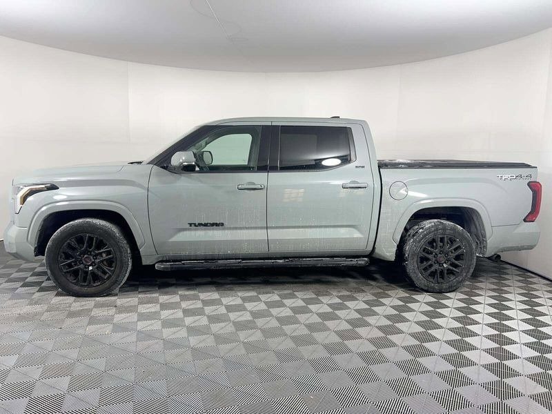 Used 2022 Toyota Tundra SR5 image 7