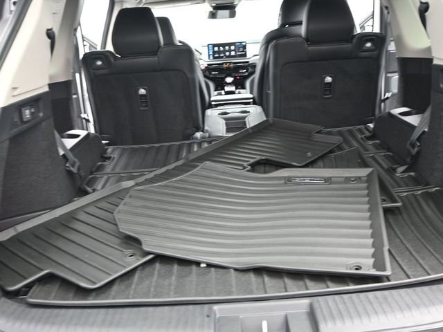 Certified 2025 Acura MDX w/ Technology Package image 19