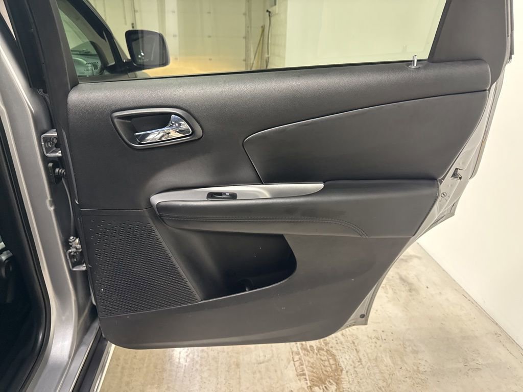 Used 2017 Dodge Journey Crossroad image 38