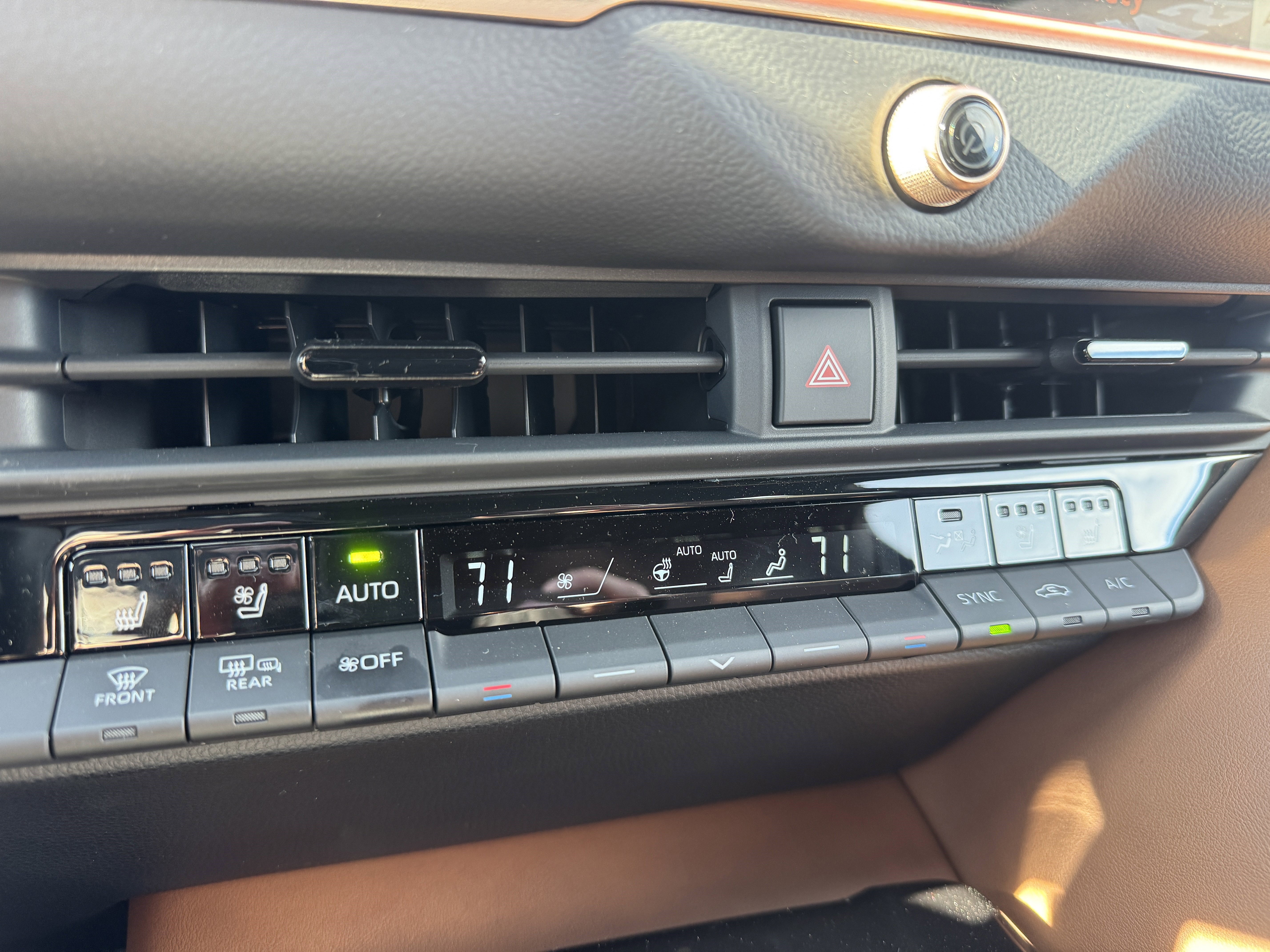 New 2026 Toyota Crown Signia AWD/4WD image 32