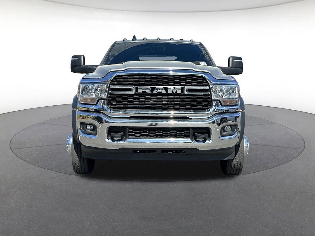 Used 2024 RAM 4500 SLT w/ Quick Order Package 2YG SLT image 9