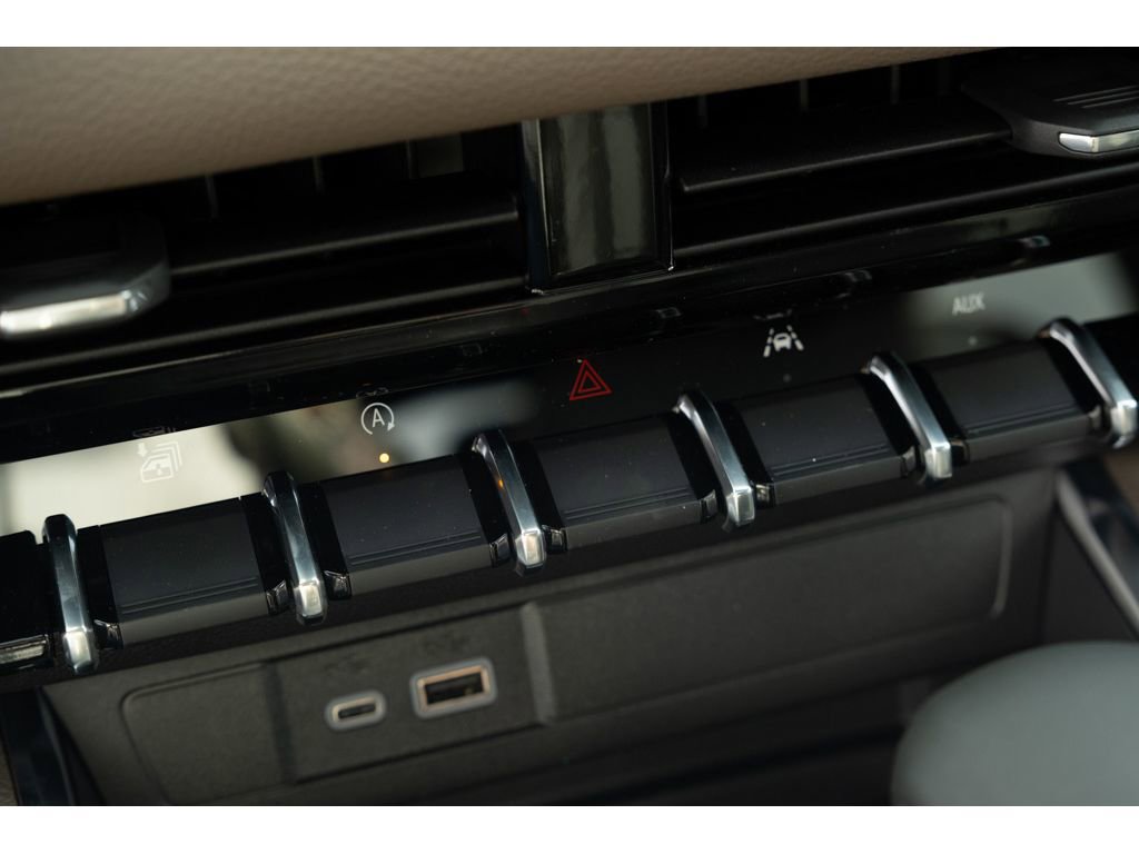 New 2026 GMC Canyon Denali AWD/4WD image 28