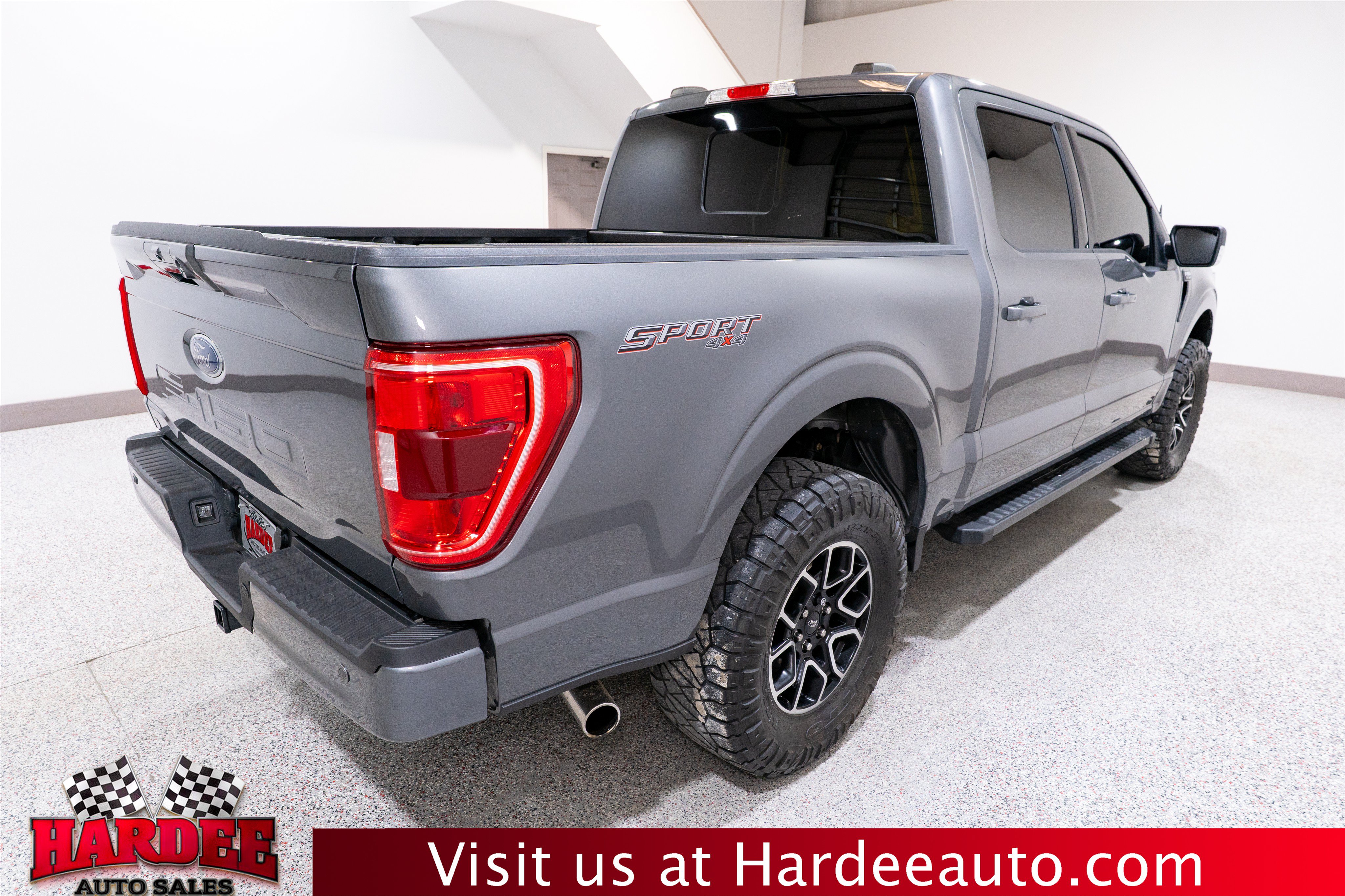 Used 2022 Ford F150 XLT w/ Equipment Group 302A High AWD/4WD image 5